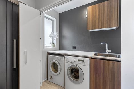 Photo of property in 2/15 Taylors Avenue, Bryndwr, Christchurch, 8052