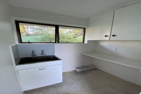 Photo of property in 4 Trojan Crescent, New Lynn, Auckland, 0600