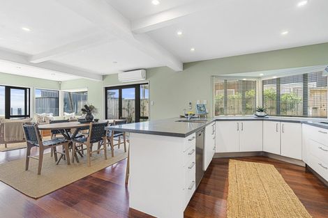 Photo of property in 18 Hine Street, New Plymouth, 4310