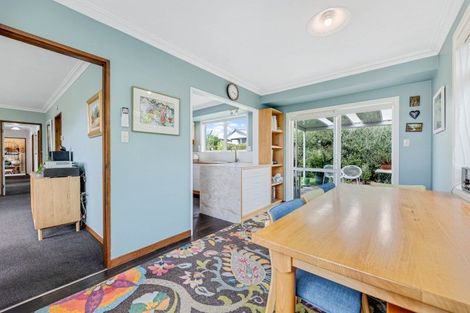 Photo of property in 10 Kew Place, Richmond Heights, Taupo, 3330
