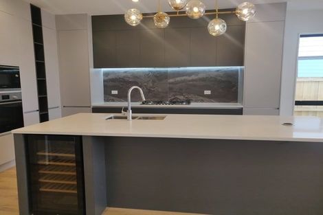 Photo of property in 9 Golden Avenue, Flat Bush, Auckland, 2019