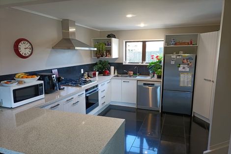 Photo of property in 10 O'connor Drive, Pukekohe, 2120