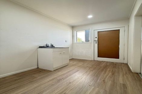 Photo of property in 25a Orly Avenue, Mangere, Auckland, 2022