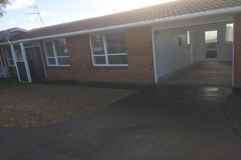 Photo of property in 1/97 Golf Road, New Lynn, Auckland, 0600