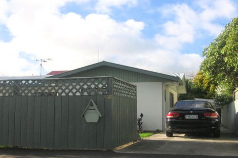 Photo of property in 53 Shamrock Street, Takaro, Palmerston North, 4412