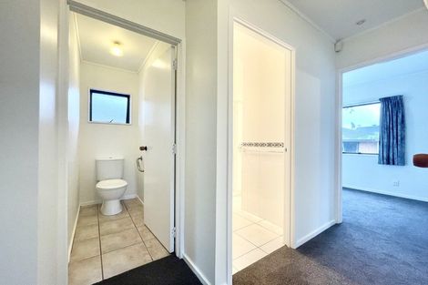 Photo of property in 1/17 Orchid Place, Te Atatu South, Auckland, 0610