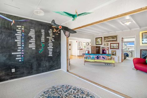 Photo of property in 14 Manga-pirau Street, Waikawa Beach, Manakau, 5573