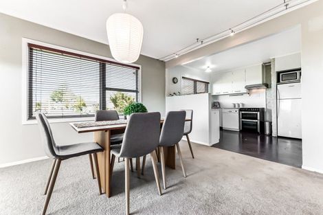 Photo of property in 37 Taylor Terrace, St Andrews, Hamilton, 3200