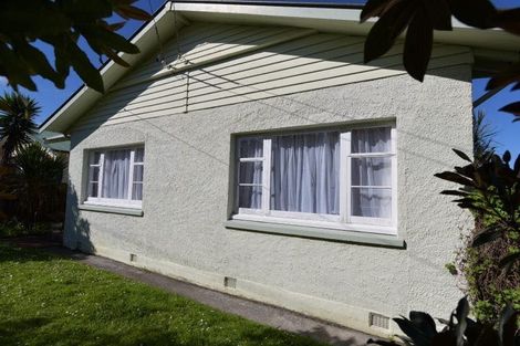 Photo of property in 492 Blockhouse Bay Road, Blockhouse Bay, Auckland, 0600