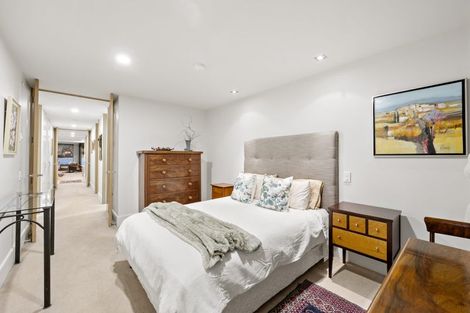 Photo of property in Waterline Apartments, 1a/342 Oriental Parade, Oriental Bay, Wellington, 6011