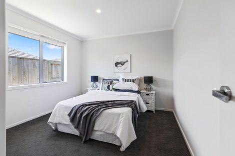 Photo of property in 20 Kotiate Street, Papamoa Beach, Papamoa, 3118