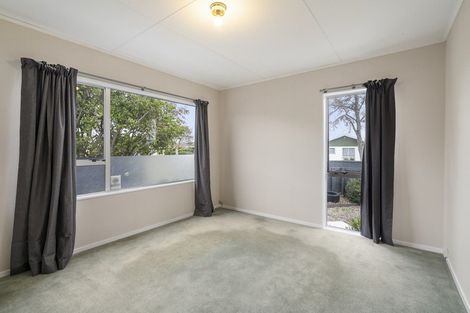 Photo of property in 17 Bendigo Street, Cloverlea, Palmerston North, 4412