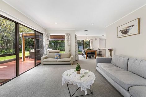 Photo of property in 2/15 Onepoto Road, Hauraki, Auckland, 0622