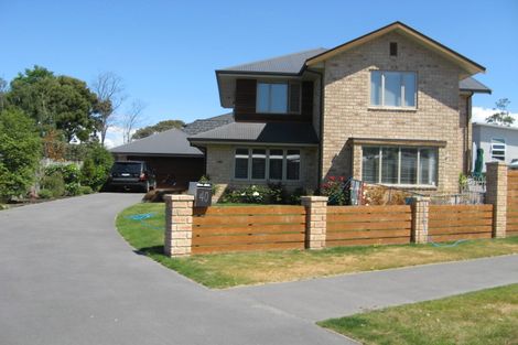 Photo of property in 40 Birkdale Drive, Shirley, Christchurch, 8061