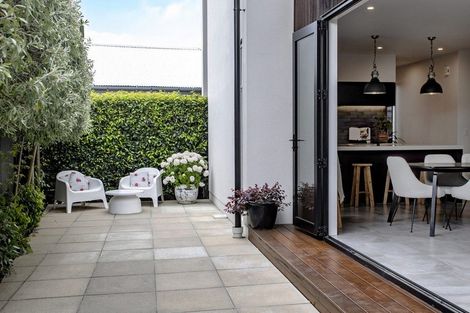 Photo of property in 44 Saint Albans Street, St Albans, Christchurch, 8014