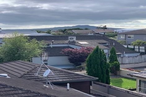 Photo of property in 386 Lake Road, Takapuna, Auckland, 0622