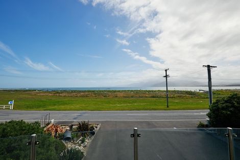 Photo of property in 69 South Bay Parade, South Bay, Kaikoura, 7300