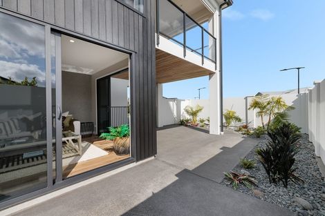 Photo of property in 32 Saint Thomas Avenue, Pyes Pa, Tauranga, 3112