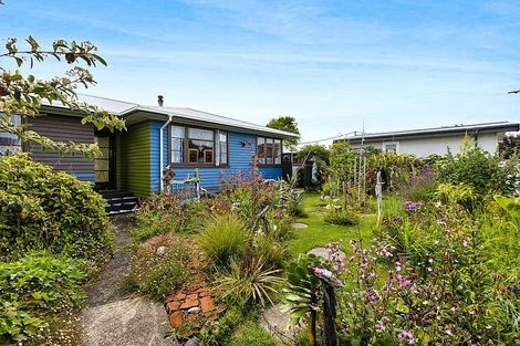 Photo of property in 6 Cornwall Street, Patea, 4520