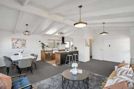 Photo of property in 1/9 Titoki Street, Te Atatu Peninsula, Auckland, 0610