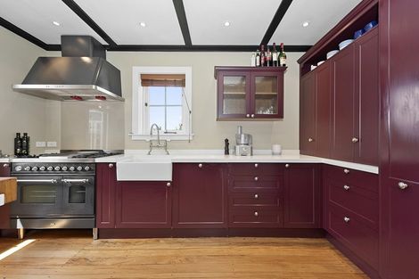 Photo of property in 48 Hillcrest Road, Hillcrest, Hamilton, 3216