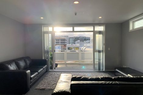 Photo of property in Victoria Villas, 45/35 Pirie Street, Mount Victoria, Wellington, 6011