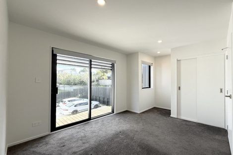 Photo of property in 12d Woodhouse Place, West Harbour, Auckland, 0618
