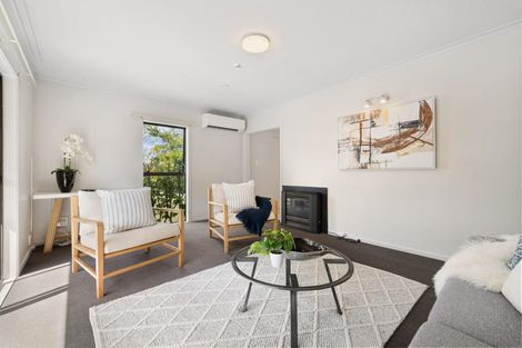 Photo of property in 5 Loreto Place, Hornby, Christchurch, 8042