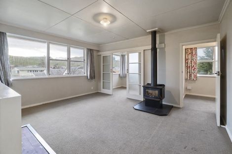 Photo of property in 58 Goldfinch Street, Taihape, 4720