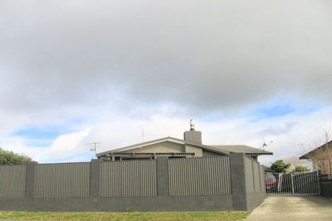 Photo of property in 63 Folkestone Drive, Flaxmere, Hastings, 4120