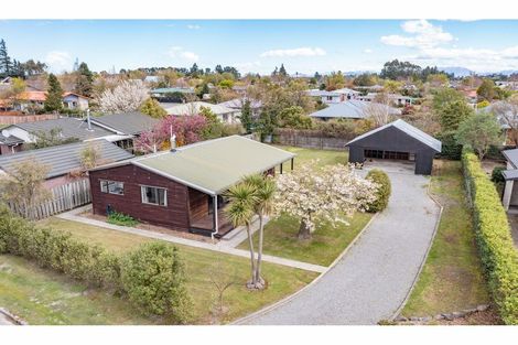 Photo of property in 6 Rimu Place, Oxford, 7430