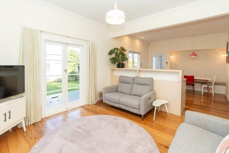 Photo of property in 38 East Street, Claudelands, Hamilton, 3214