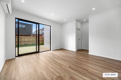 Photo of property in 38 Stableford Crescent, Opaheke, 2113