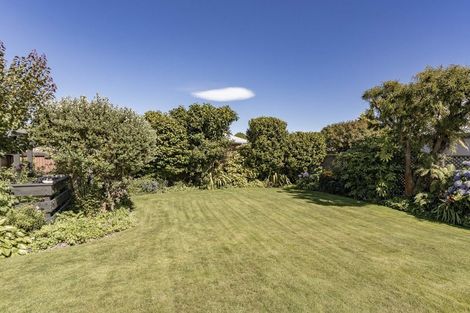Photo of property in 5 Hinton Place, Rangiora, 7400