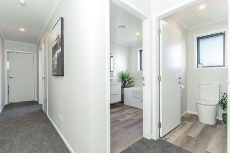 Photo of property in 37 Rhodes Street, Carterton, 5713