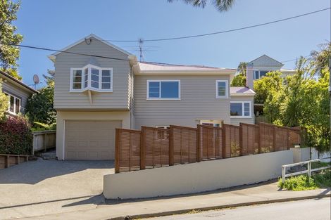 Photo of property in 28 Cashmere Avenue, Khandallah, Wellington, 6035