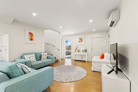 Photo of property in 30c Coniston Avenue, Te Atatu South, Auckland, 0610