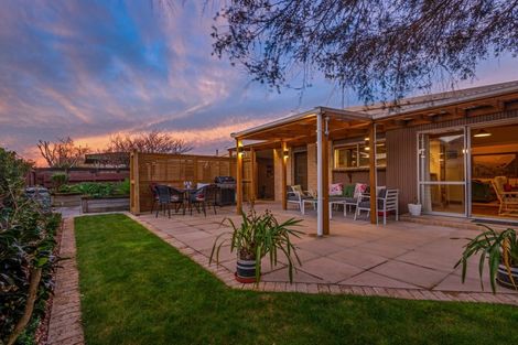 Photo of property in 35 Terry Crescent, Milson, Palmerston North, 4414