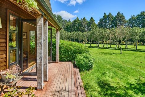 Photo of property in 96 Arcus Road, Te Horo, Otaki, 5582