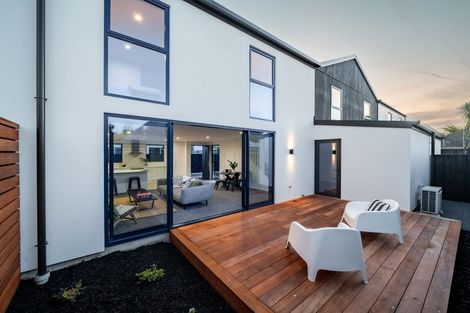 Photo of property in 2/3 Humboldt Street, Sydenham, Christchurch, 8023