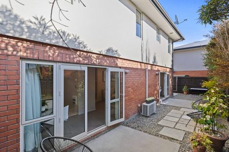 Photo of property in 43 Walton Street, Sydenham, Christchurch, 8023