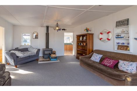 Photo of property in 62 Dunns Avenue, The Pines Beach, 7630