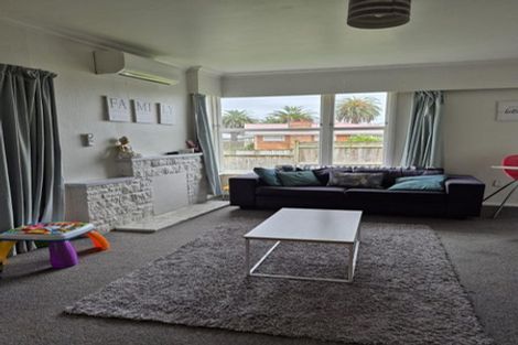 Photo of property in 5 Highfield Place, Levin, 5510