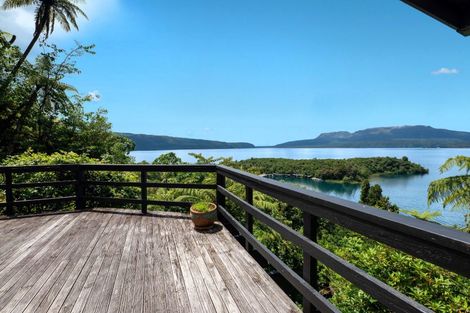 Photo of property in 62 Spencer Road, Lake Tarawera, Rotorua, 3076