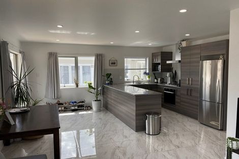 Photo of property in 104-104b Buckland Road, Mangere East, Auckland, 2024