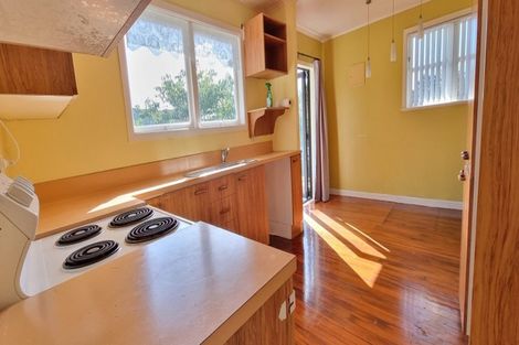 Photo of property in 36 Sheridan Drive, New Lynn, Auckland, 0600