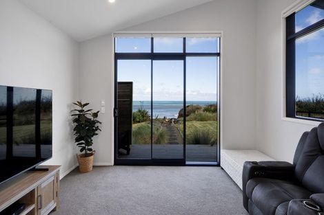 Photo of property in 288 Tai Road, Opunake, 4681