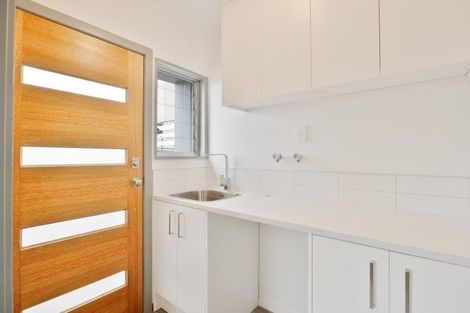 Photo of property in 1/1243 Victoria Street, Whitiora, Hamilton, 3200