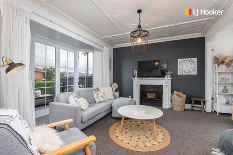 Photo of property in 1 Mure Street, Mosgiel, 9024