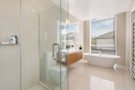 Photo of property in 8 Royds Street, Fendalton, Christchurch, 8014